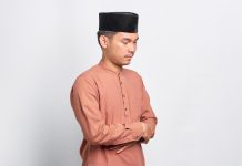 Hukum Meninggalkan Shalat Menurut Ibnu Hajar al-Haitami